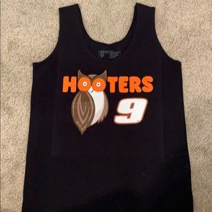 Hooters #9 tank top